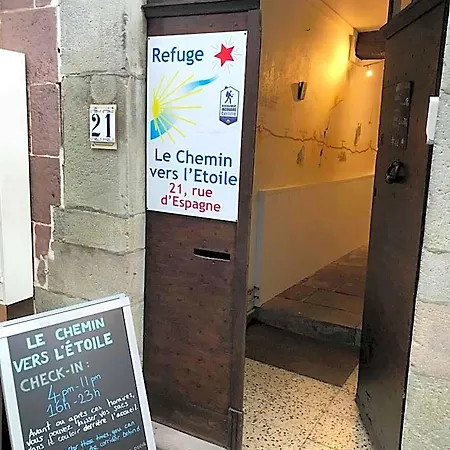 Le Chemin Vers L'etoile Vandrarhem